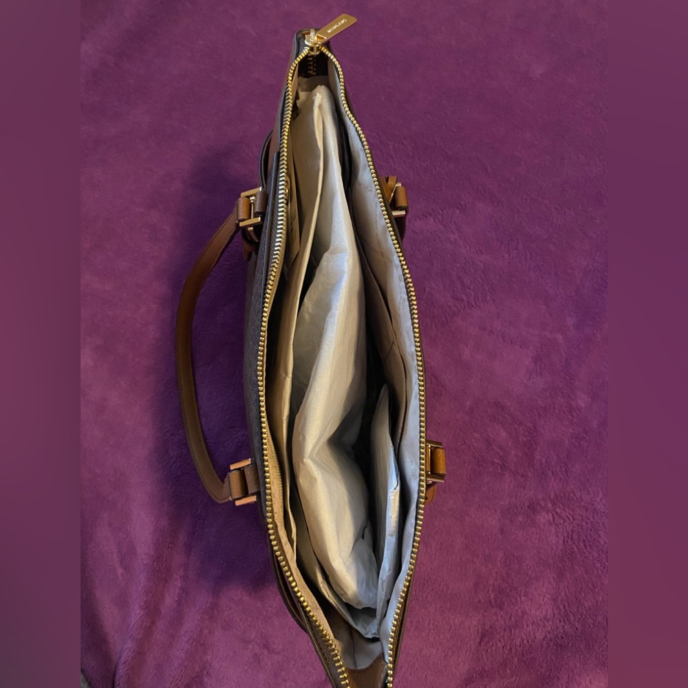 Michael Kors Purses - Picture 4 of 11